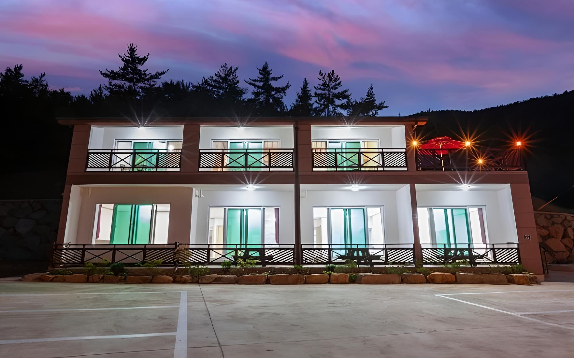 Yeosu Ailia Pension