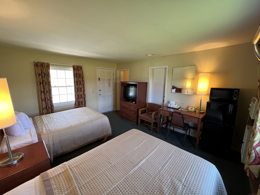 Relax Inn By OYO Natural Bridge I-81