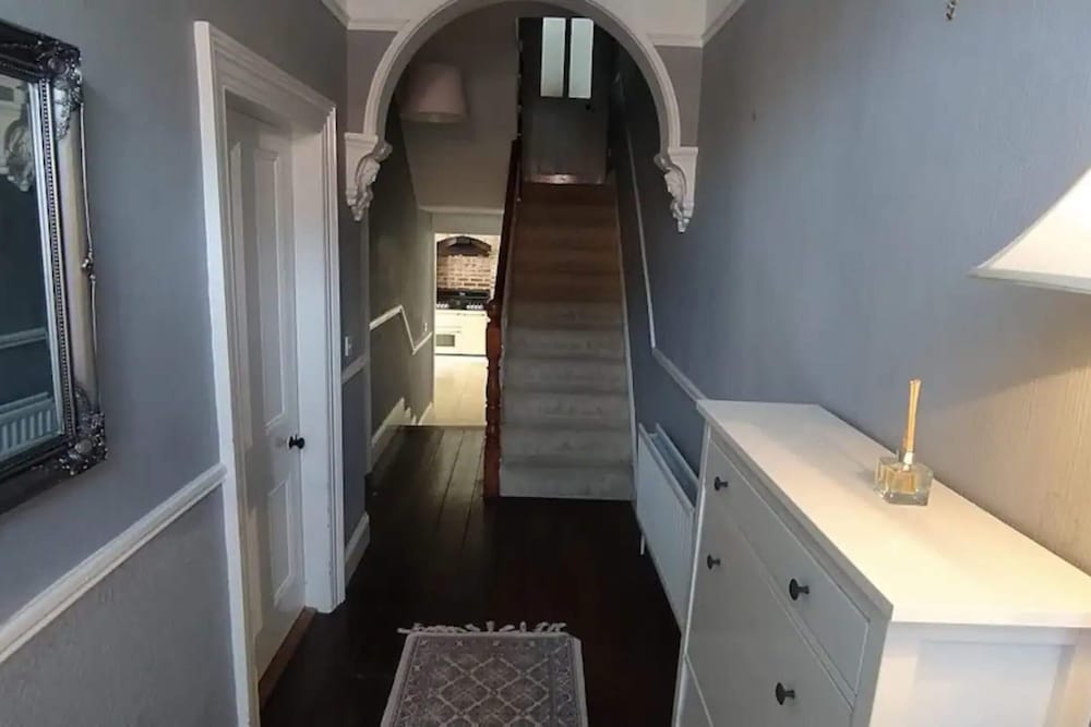 Spacious 4 Bedroom Home in Drumcondra