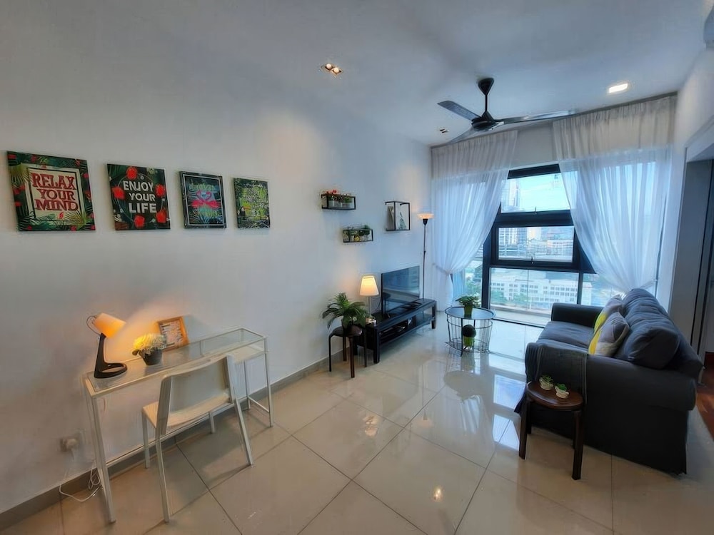 Ciao Pacific 63 Residence Apartments