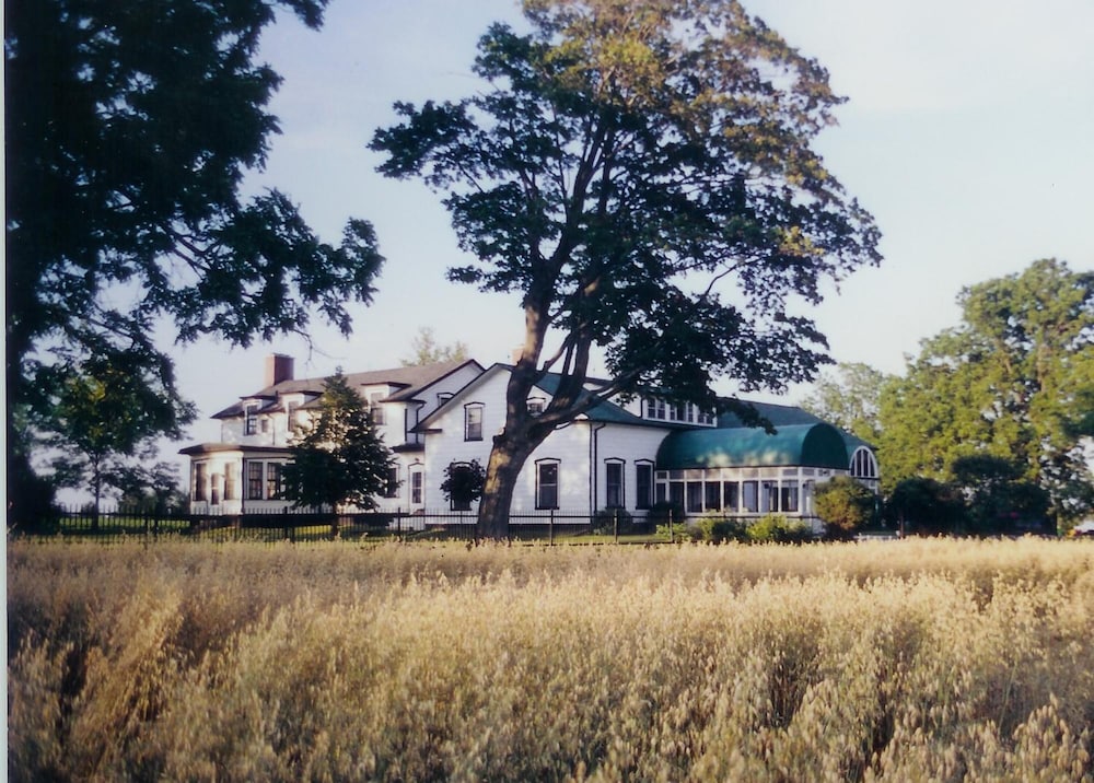 Stevenson Inn & Spa