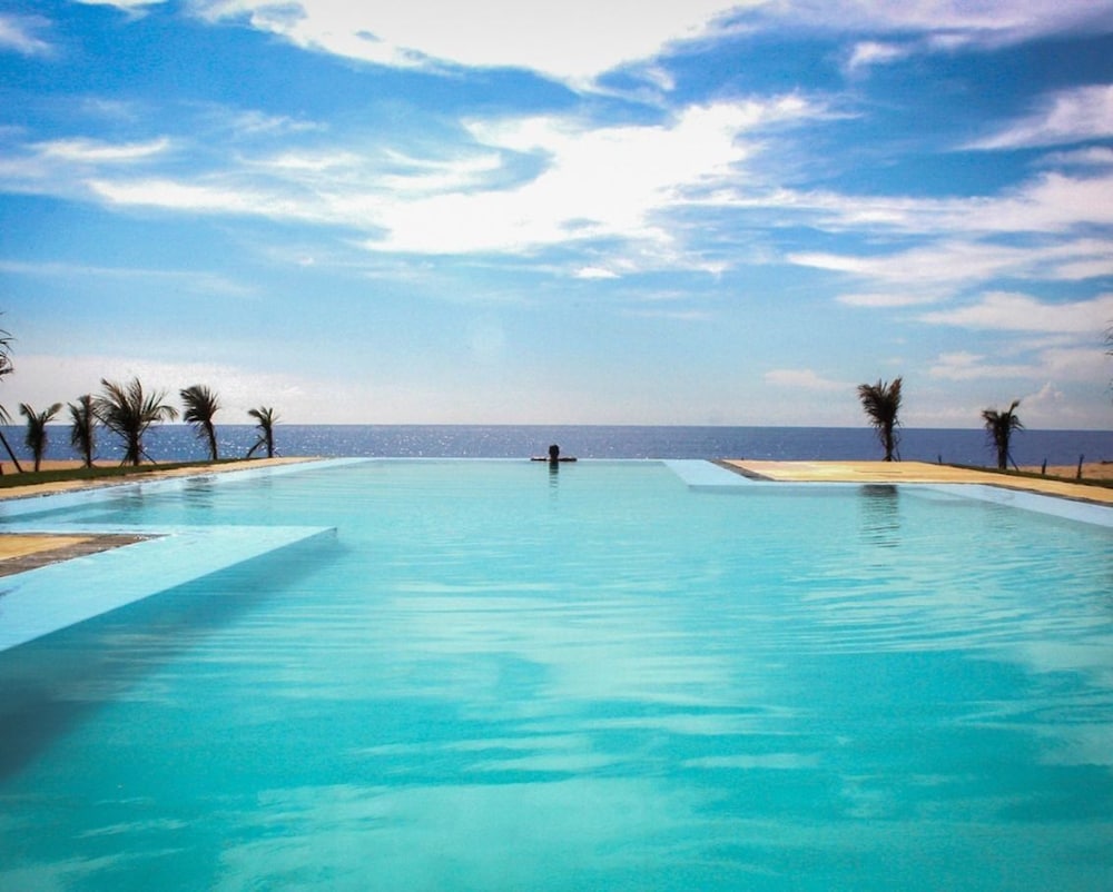Palagama Beach