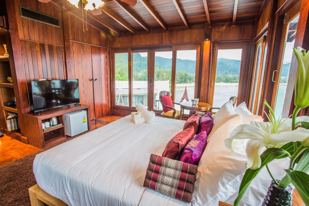 Kamala Class-Pan Seaview Villa view 3