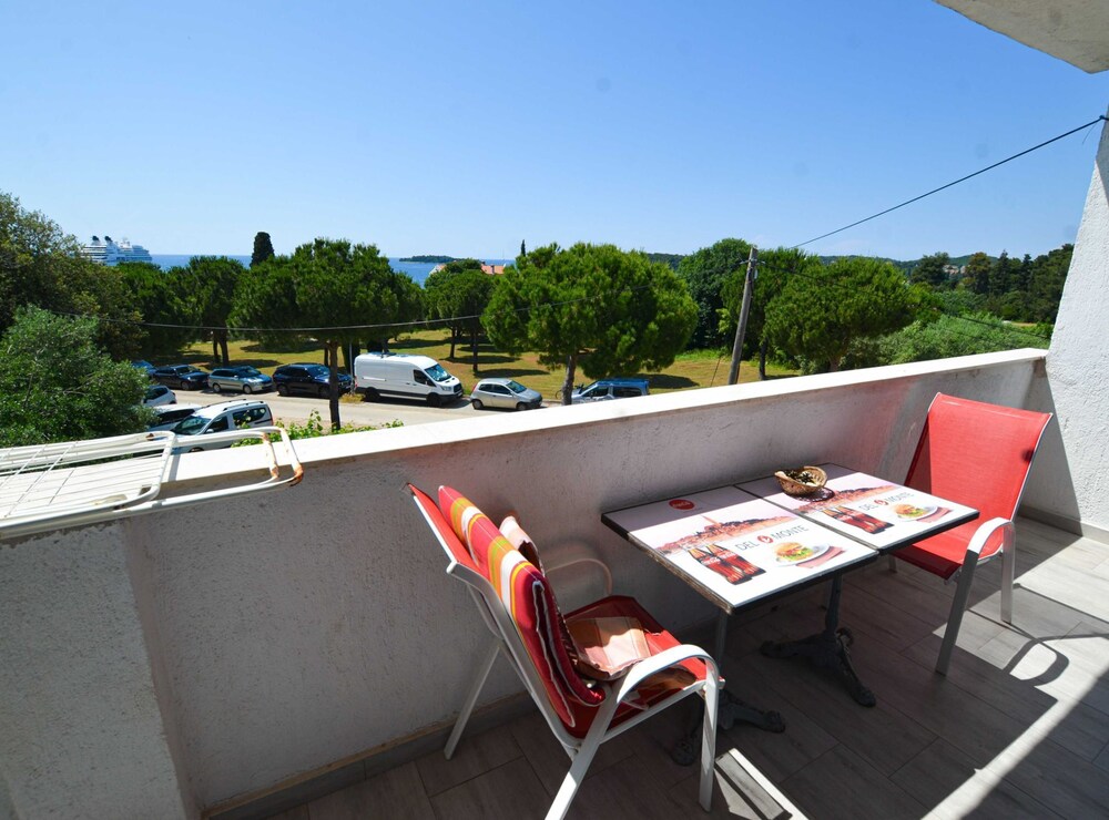 Classic and Elegant Rovinj Apartments With Balcony