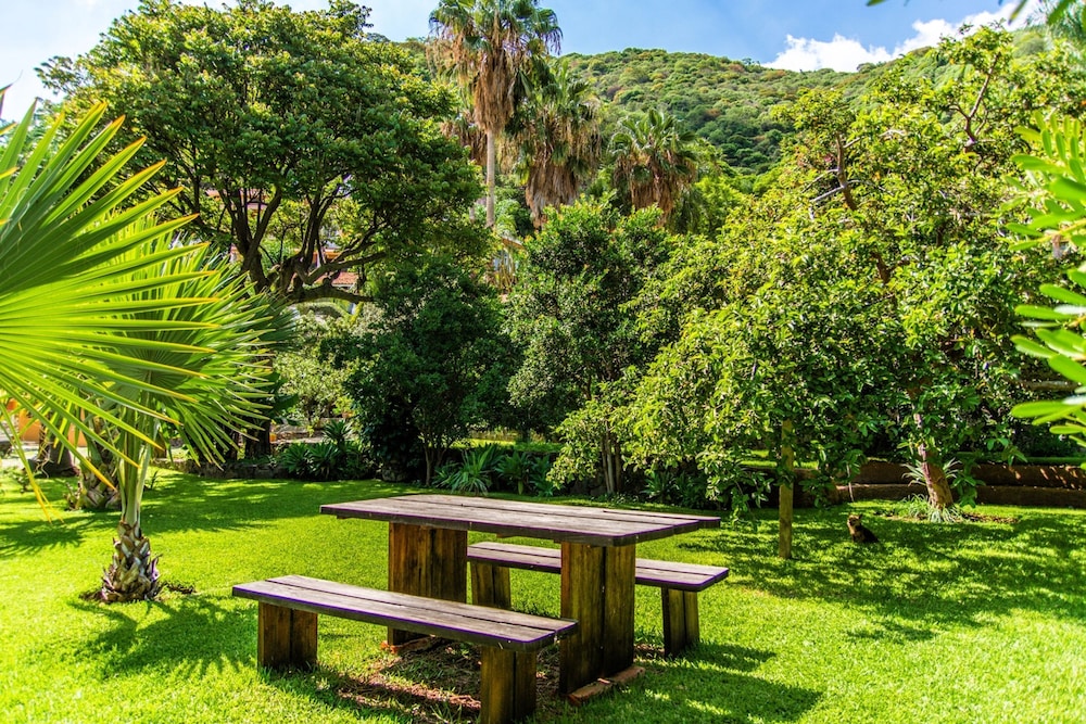 Anana Rancho San Rafael Pool and Lake Views