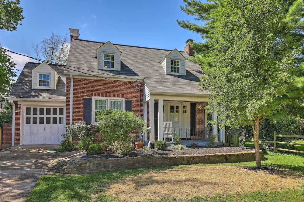 Cincinnati Vacations - Charming Cincinnati Home < 10 Mi to Downtown! - Property Image 6