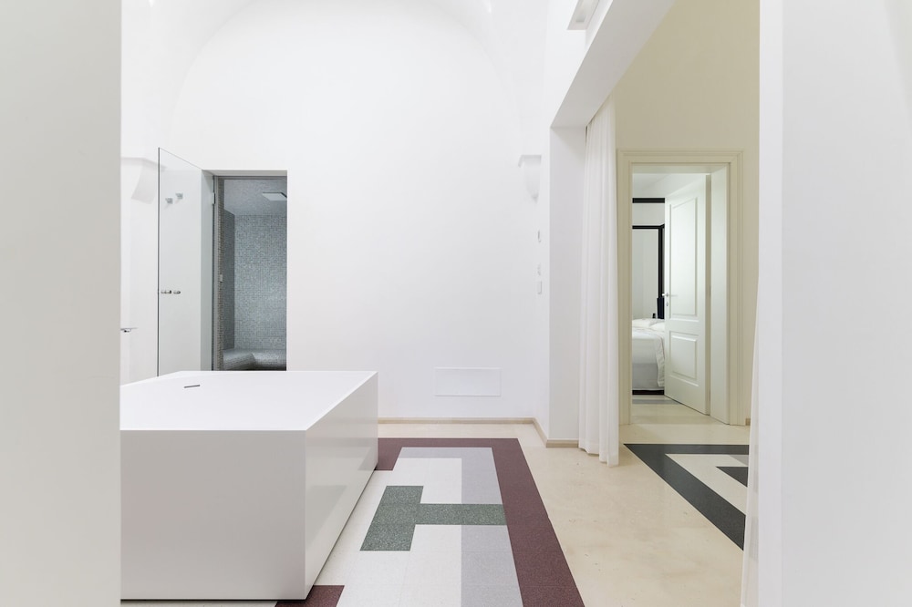 Hydeout Palace - Luxury &Spa Suites by Wonderful Italy