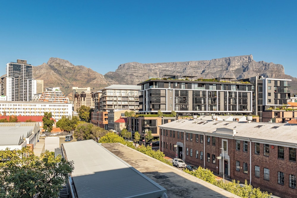 Docklands Deluxe Apartments by ITC Hospitality
