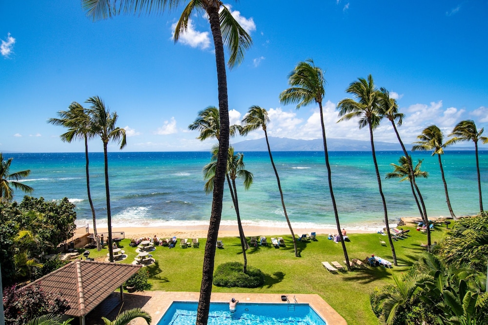 Hale Mahina #b403 2 Bedroom Condo by RedAwning - Image 2