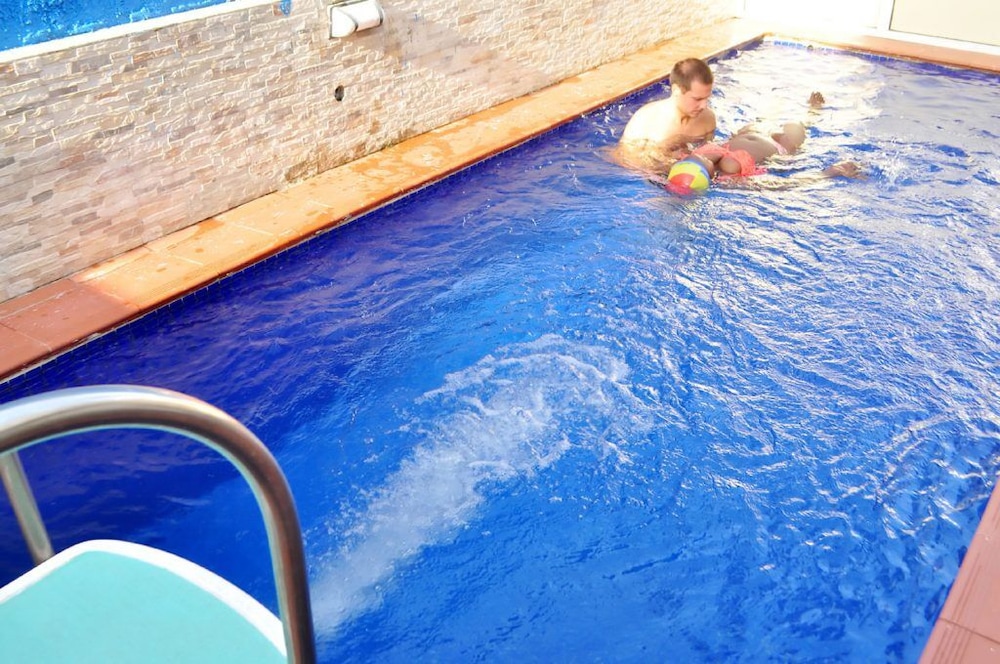 Hotel Valerie Suites