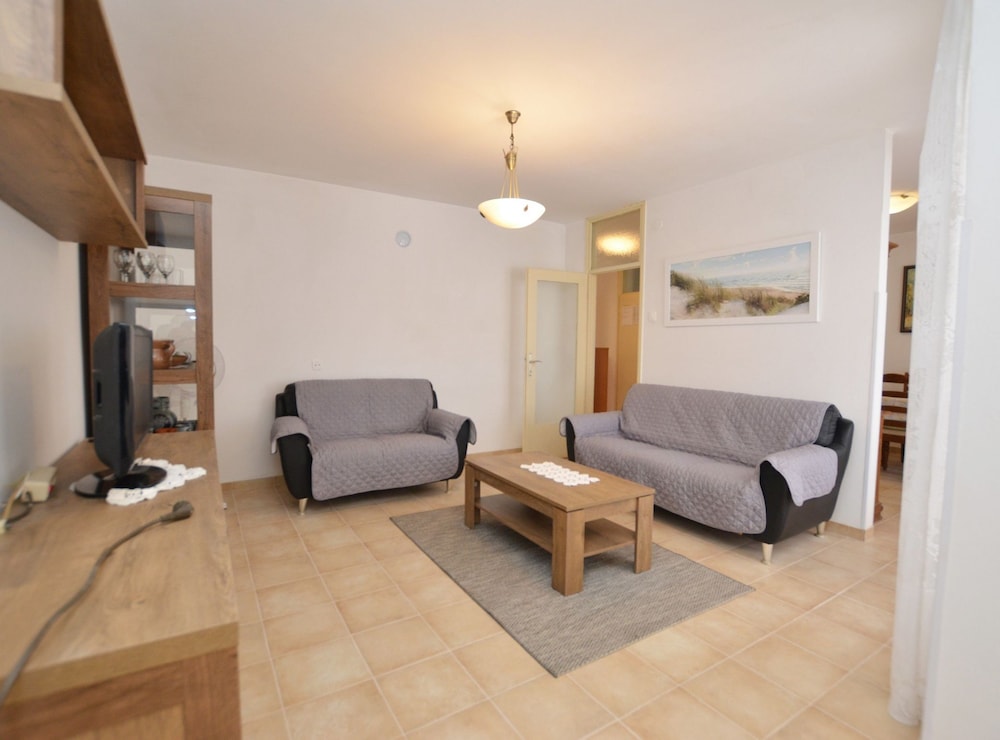 Airy and Comfortable Apartment With Loggia
