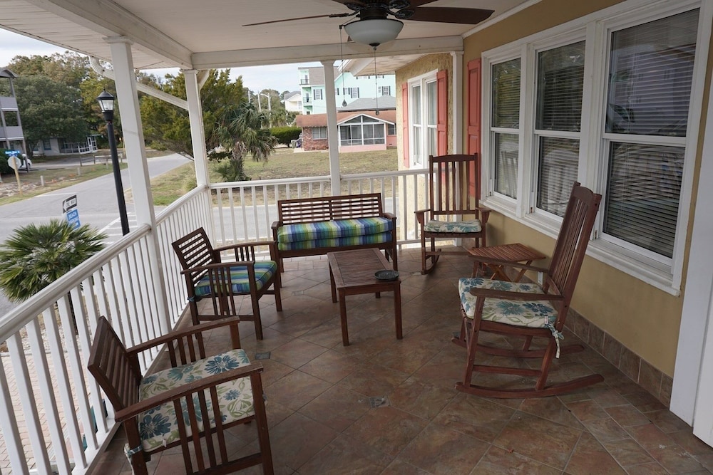 The Ocean House 6 Bedroom Home by RedAwning