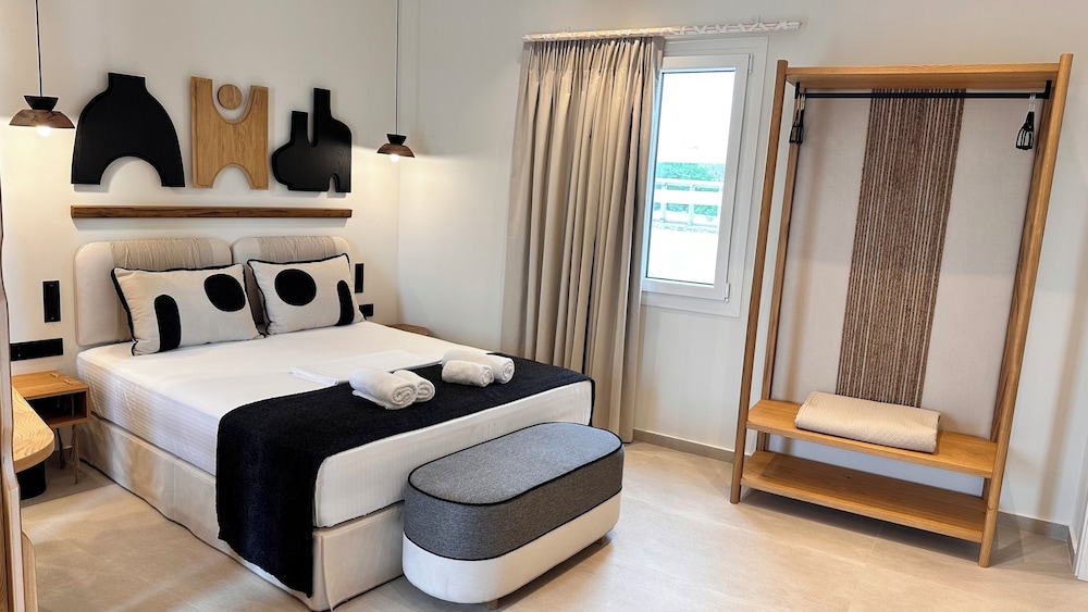 Aristotle Suites