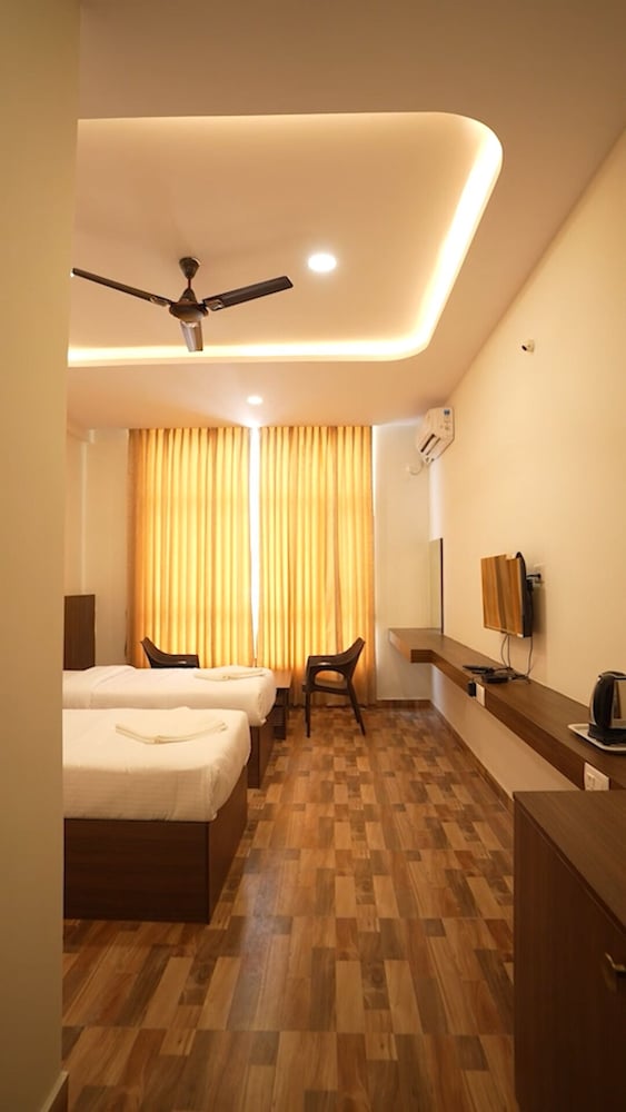 R2B GRAND RAYAN RAM BHAVAN