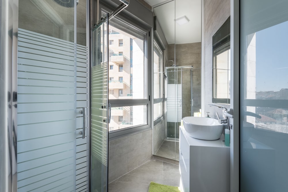 Full Option 7People Terrace-Lift-Parking