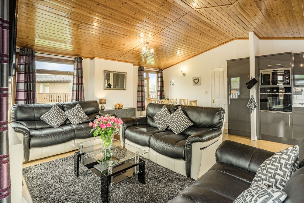 Lakeview Lodge