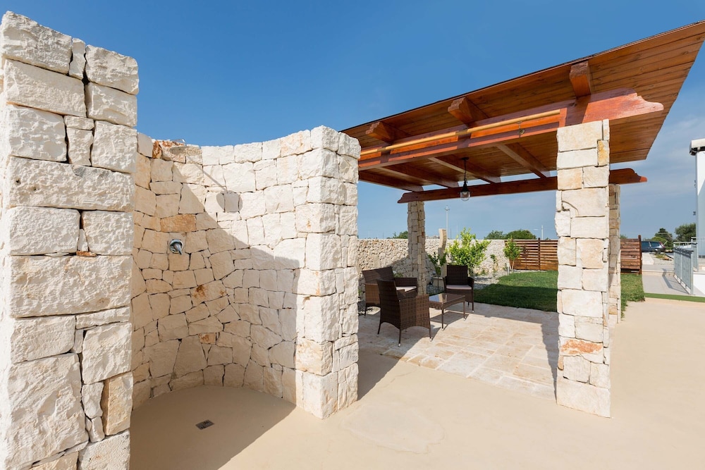 2088 Villa Marilda view 2
