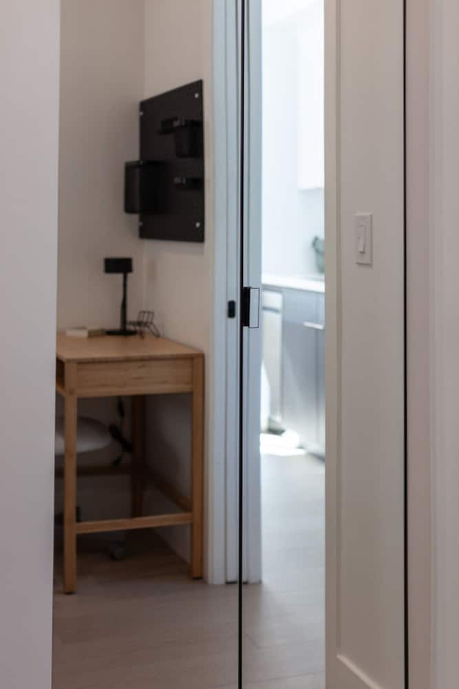Scandinavian-style 1BR Apartment Built 2024 p81