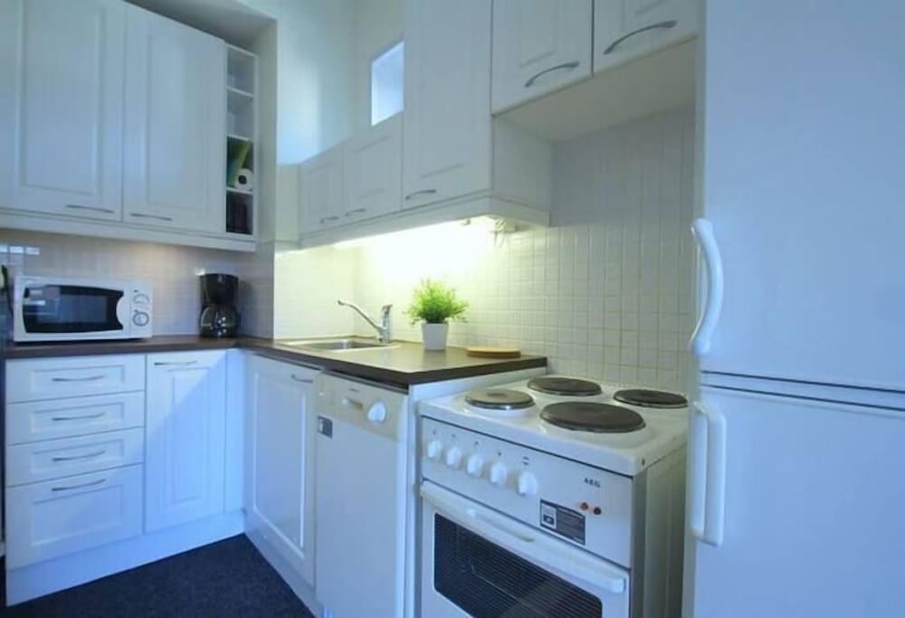 Nice 1BR home At The Heart Of Helsinki view 4
