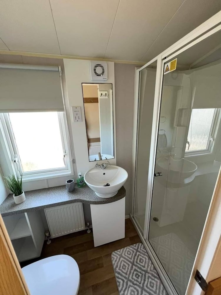 Caravan in Mablethorpe- 2bed-petsok-sleeps6-wifi
