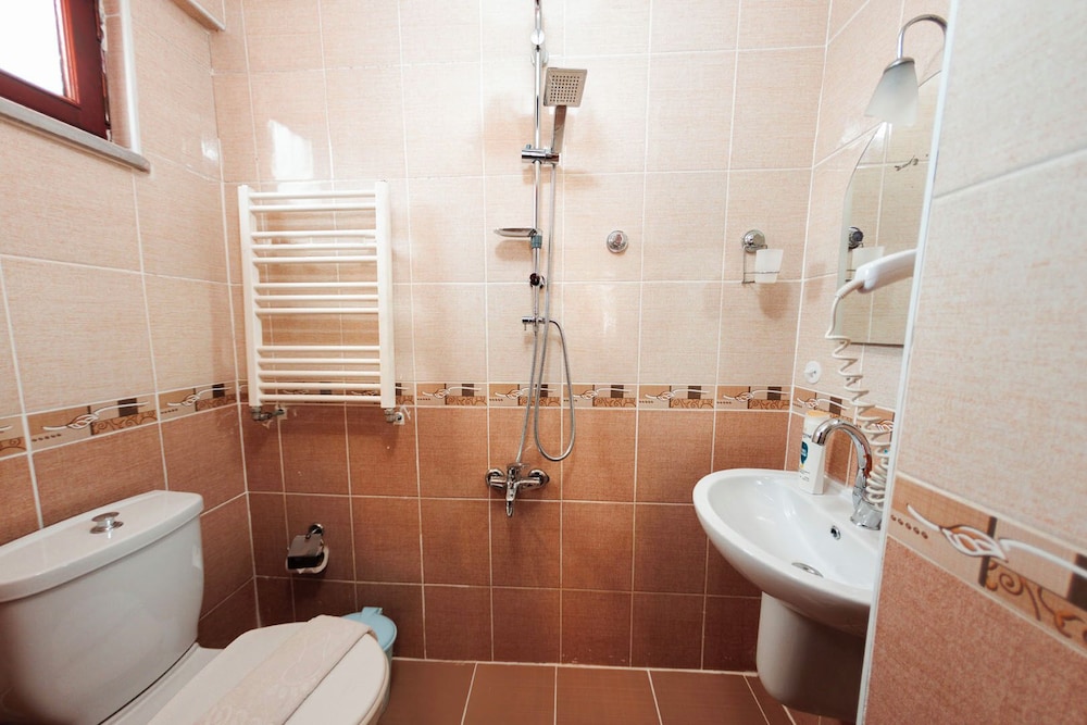 Abant Barış Pension