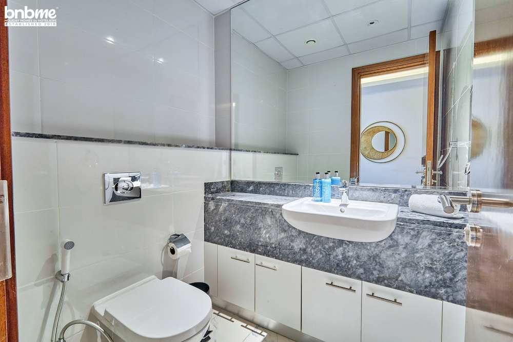 2B-Amna Tower-3504 by bnbme homes