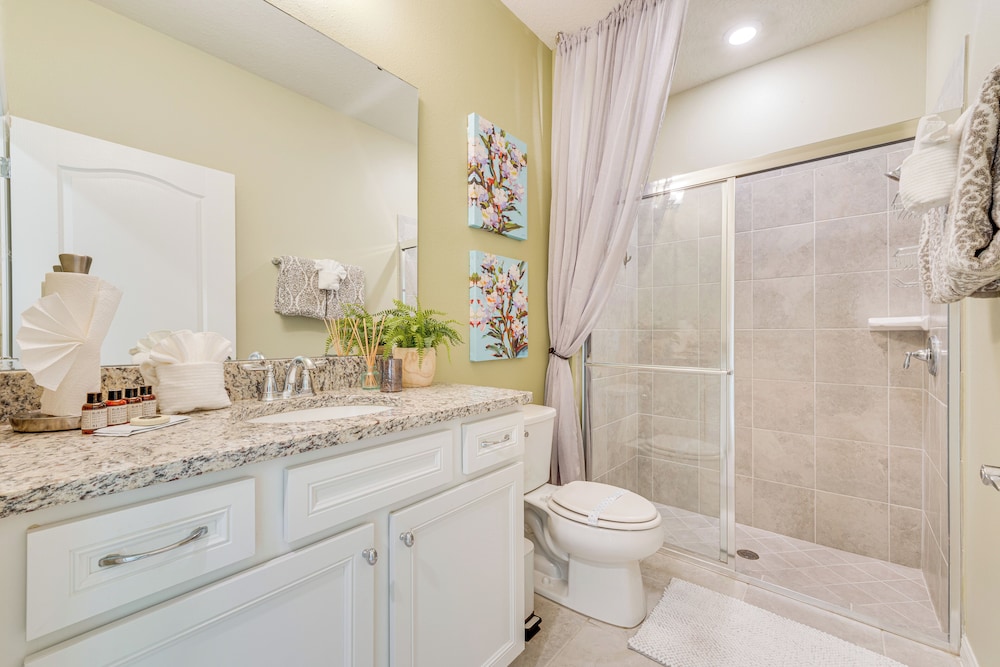 Private Backyard Oasis: Solterra Resort Condo