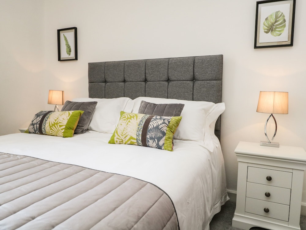Snowdrop Cottage