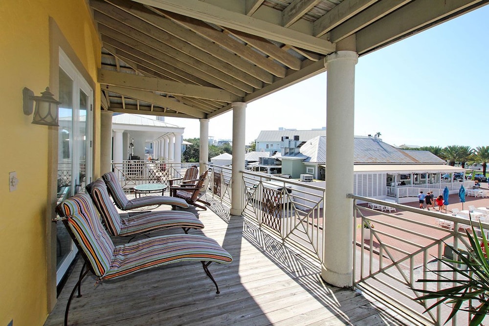 Cottage Rental Agency - Seaside, Florida