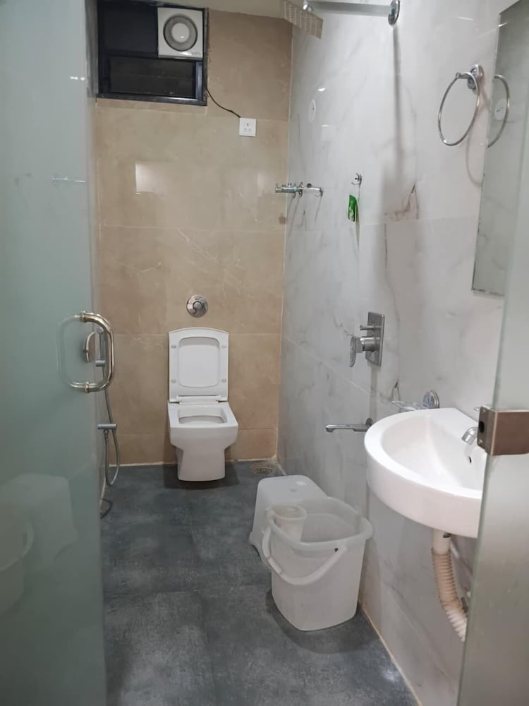 Hotel Keshav