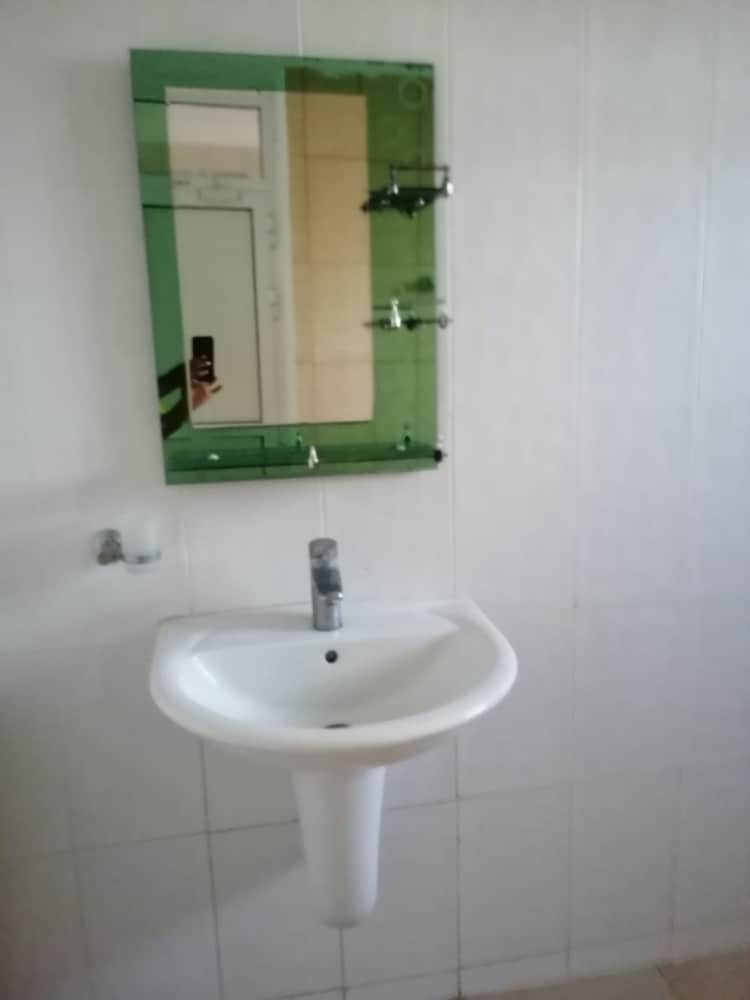 Photo 37