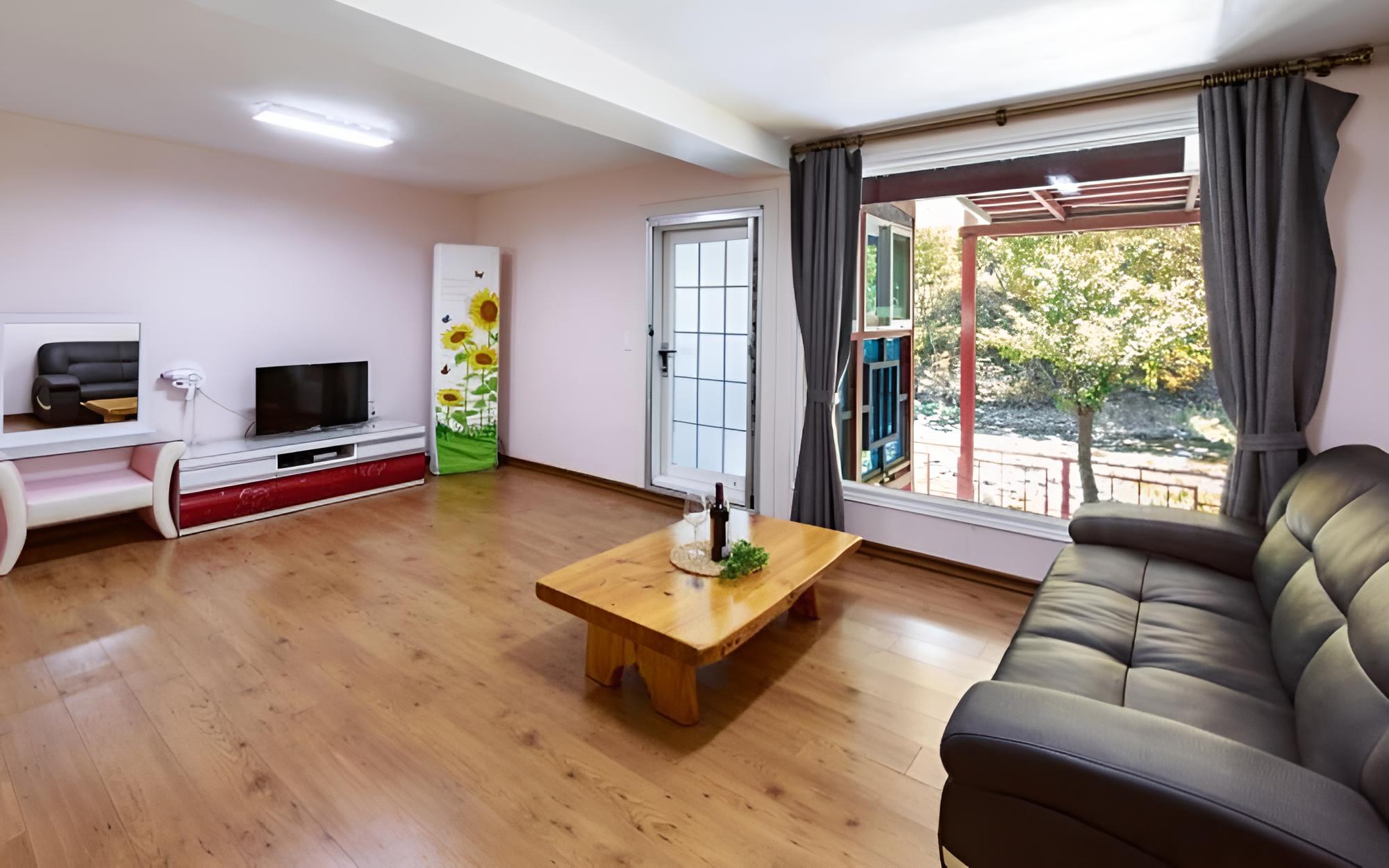 Gapyeong Rich House Pension