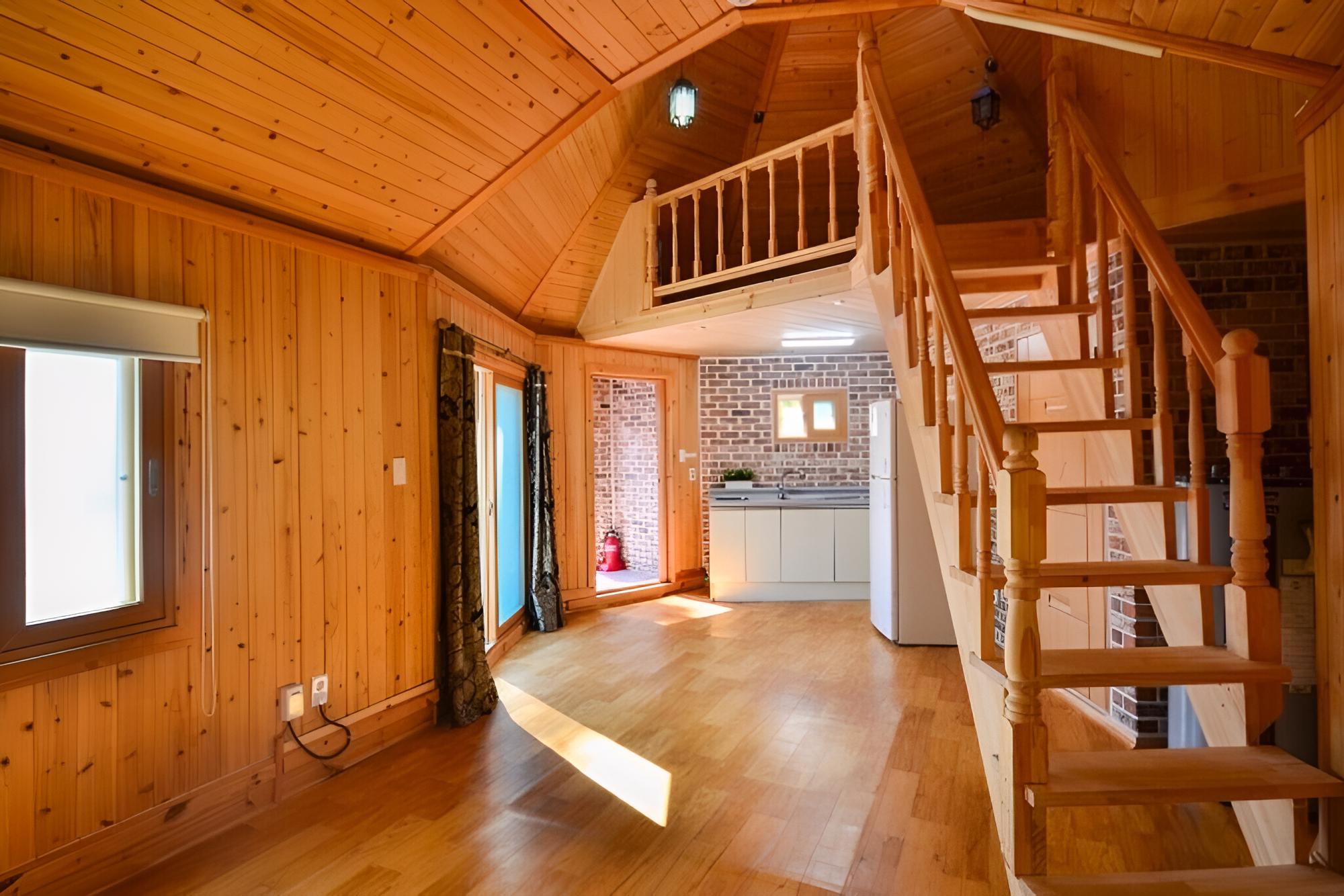 Gochang Finlanche Pension view 2