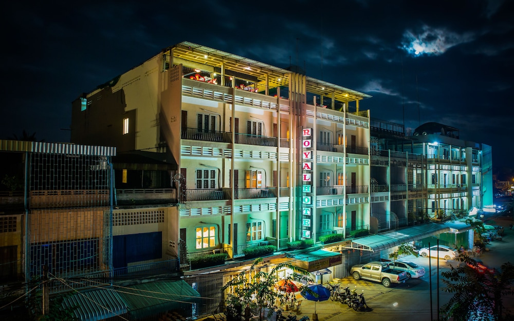 Battambang Vacations - Royal Hotel - Property Image 1