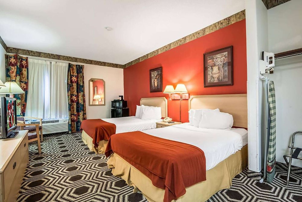 Days Inn by Wyndham Kentland view 4