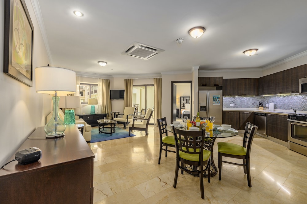 Palm Aruba Condos