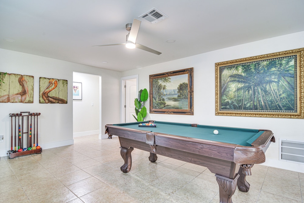 2 Mi to Beach: Home w/ Pool, Grill & More in Largo