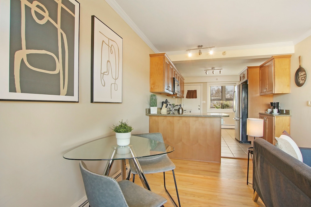 Sunny 1BR Apt in Suburb - Salem 3C rep