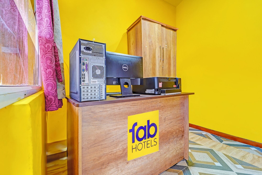 Fabhotel Phoenix Stay