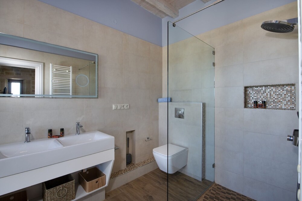 Villa Aurora Luxurius Living