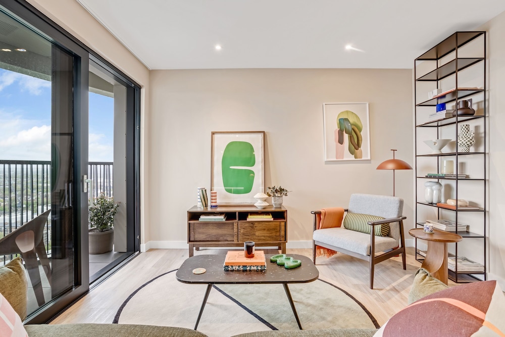 Stunning Two-bedroom Apartment With a Balcony