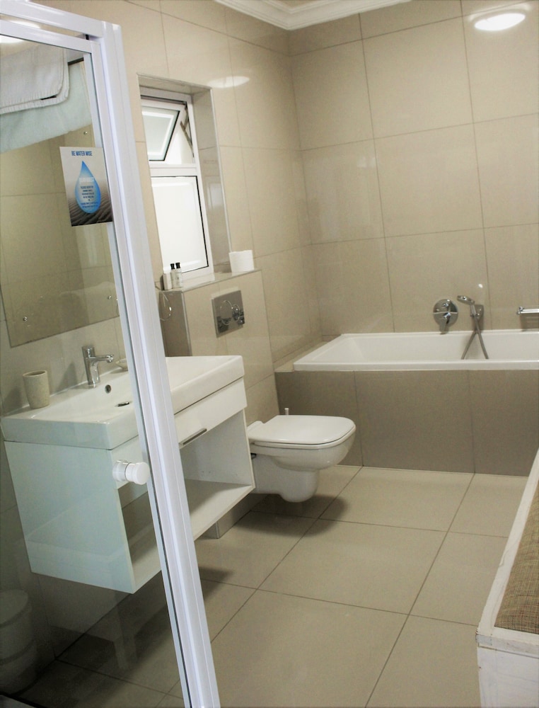 Atlantic Villa Boutique Guesthouse