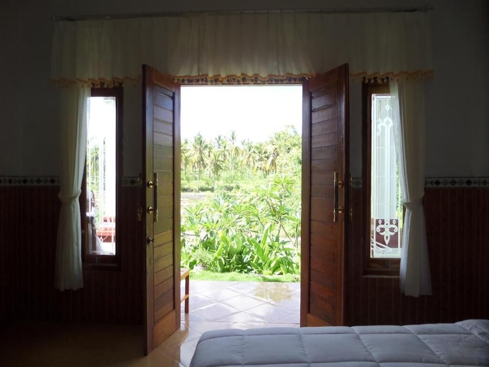 Peaceful Penida Hill Bungalow view 2