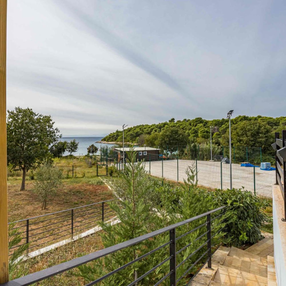 Villa Palma - Seaside Luxury Villa for 6 Person
