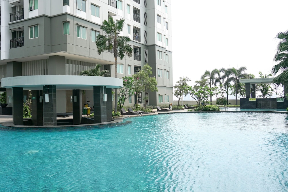 Spacious And Good 3Br At Thamrin Residence Apartment