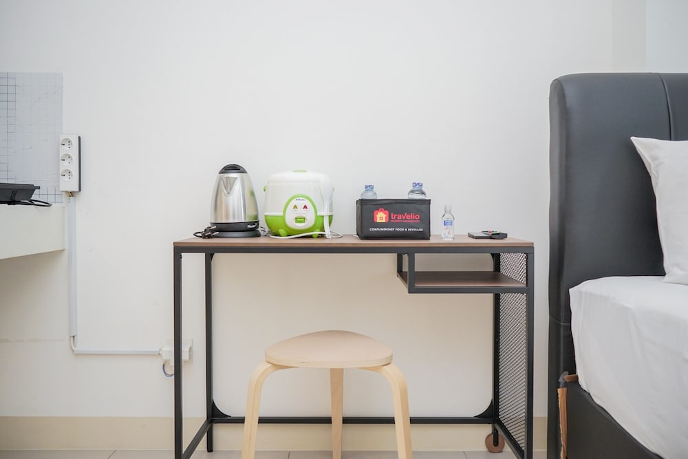 Cozy and Comfy Studio Tree Park Apartment
