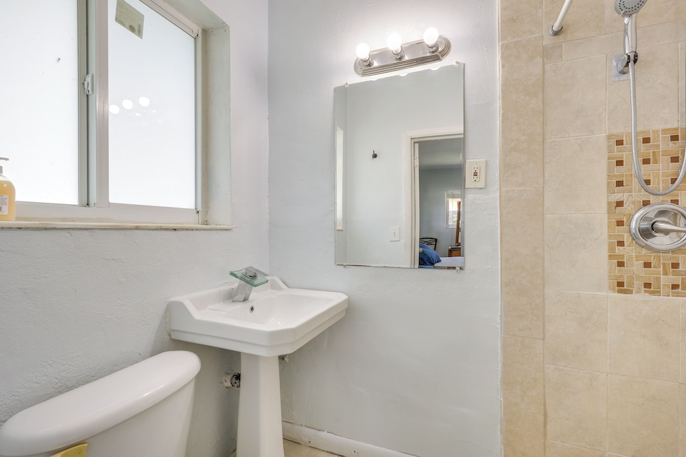 Stay Near Las Olas Beach: Home w/ Fenced Backyard