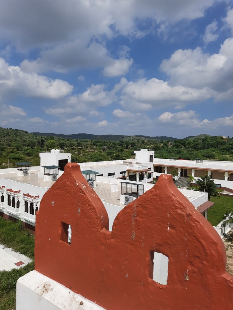 Vijayam Resort