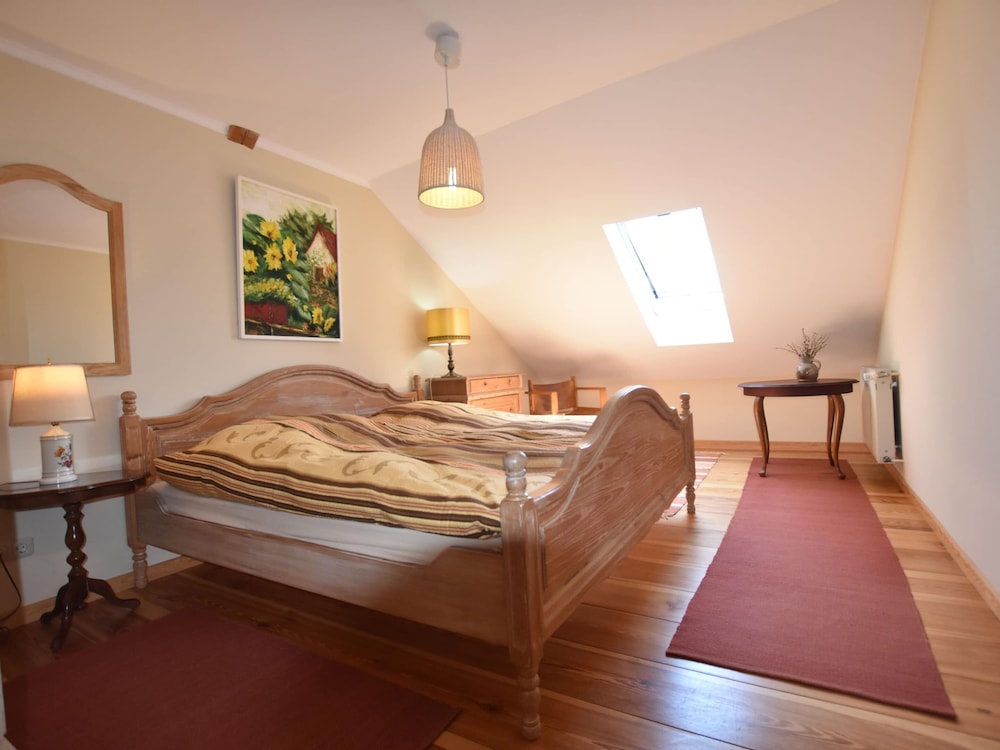 Besondere Ferienwohnung Bibliothek in Buschhagen view 4