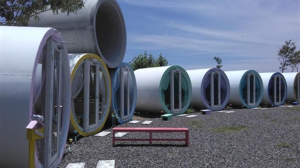 Pipe House Hostel